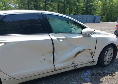 2016 Lincoln Mkz z USA, uszkodzony, nr VIN 3LN6L2J92GR614757